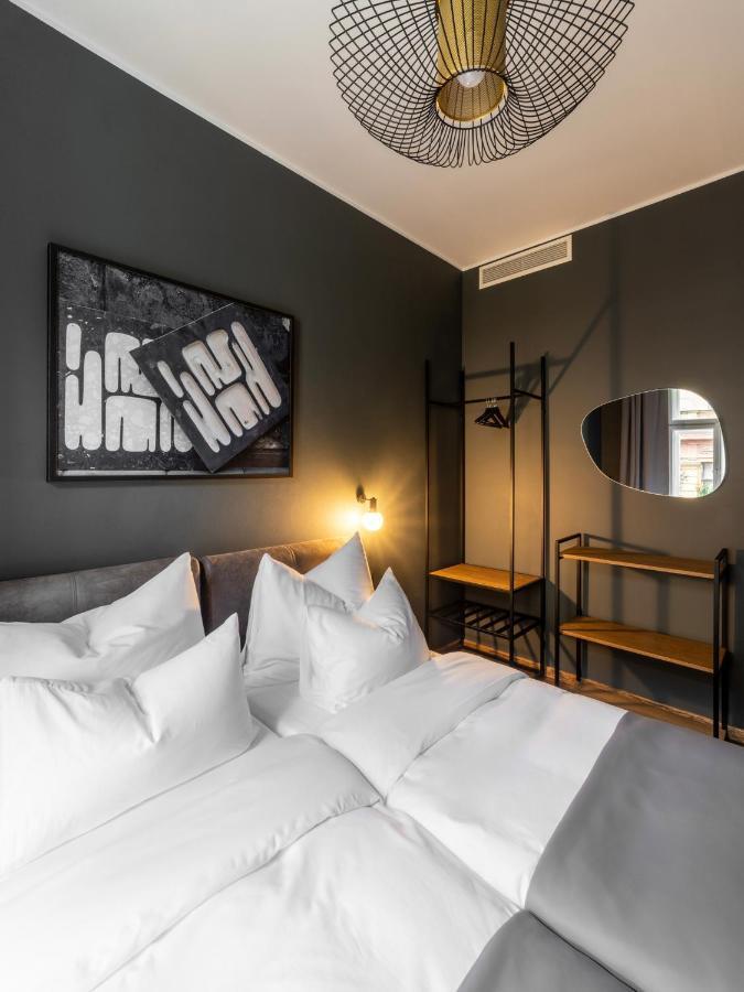 The Viaduct - & Hotel Praag