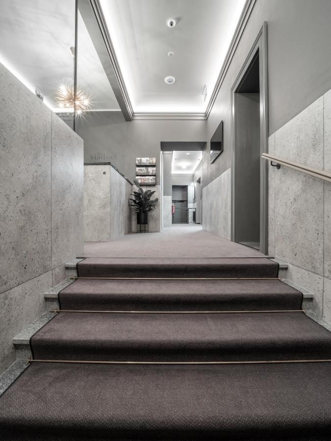 The Viaduct - & 4* Praga
